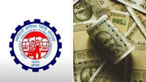 EPFO पेंशनभोगी अपनी मांगों के साथ प्रदर्शन करते हुए और पेंशन फंड का ग्राफिक।