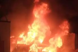 रायपुर में युवक कांग्रेस नेता की कारों में आग – पुलिस जांच