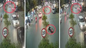 जबलपुर में बाइक स्किड हादसा — CCTV में कैद हुई दिल दहलाने वाली घटना
