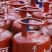 जबलपुर कलेक्टर LPG सिलेंडर आपूर्ति पर प्रेस वार्ता करते हुए