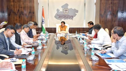 CM Mohan Yadav announcing Jal Ganga Samvardhan Abhiyan 2026 for water conservation in Madhya Pradesh.