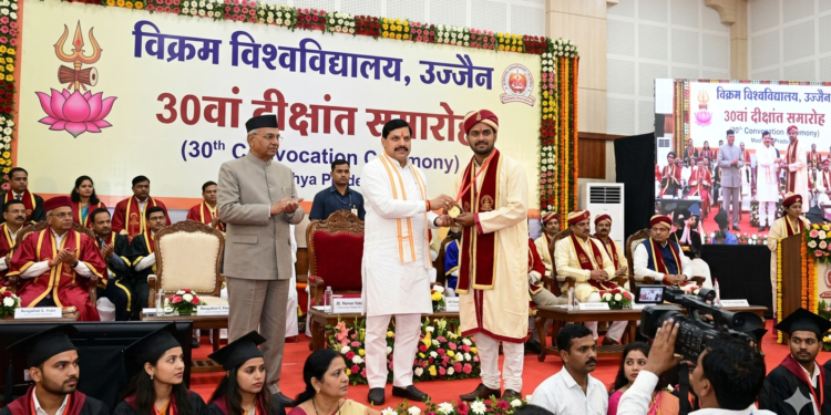 CM Mohan Yadav and Governor Mangubhai Patel at Vikram University 30th Convocation Ceremony Ujjain.