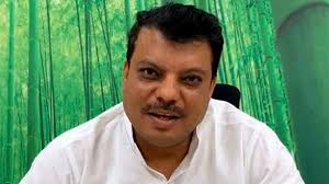 मध्य प्रदेश में भीषण गर्मी के बीच प्रेस कॉन्फ्रेंस या बयान जारी करते नेता प्रतिपक्ष उमंग सिंघार की फाइल फोटो।