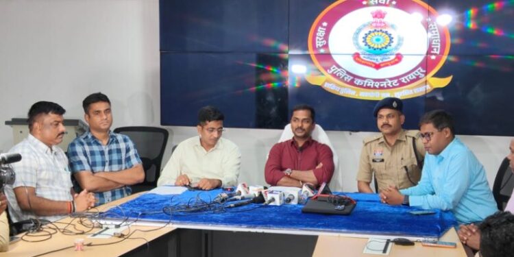 "देश भर में होटलों में ठगी-चोरी करने वाला अंतर्राज्यीय अपराधी उड़ीसा से गिरफ्तार - पुलिस की बड़ी कार्रवाई"