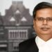 बॉम्बे हाई कोर्ट का ऐतिहासिक मुख्य द्वार, न्याय की देवी की प्रतिमा और कानून की रक्षक पुलिस की वर्दी व प्रतीक चिन्हों का कोलाज।