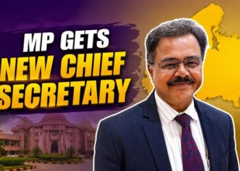 भोपाल में मध्य प्रदेश के मुख्यमंत्री डॉ. मोहन यादव के साथ नए मुख्य सचिव (CS) आईएएस अशोक वर्णवाल की सौजन्य मुलाकात।