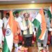 रायपुर में मुख्यमंत्री विष्णुदेव साय की अगुवाई में आयोजित हर घर तिरंगा यात्रा और जनसैलाब की प्रतीकात्मक तस्वीर।