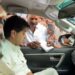 गुना-शिवपुरी संसदीय क्षेत्र में जनसंवाद कार्यक्रम के दौरान मंच से जनता को संबोधित करते केंद्रीय मंत्री ज्योतिरादित्य सिंधिया।