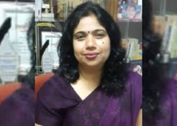 स्वास्थ्य जागरूकता सत्र को संबोधित करते हुए एम्स भोपाल की वरिष्ठ चिकित्सा विशेषज्ञ डॉ. मनीषा श्रीवास्तव।