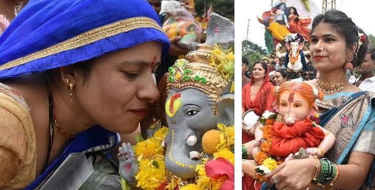 भोपाल के प्रेमपुरा और शाहपुरा झील घाट पर क्रेन की मदद से भगवान गणेश की भव्य प्रतिमा का विसर्जन और गुलाल उड़ाते श्रद्धालु।