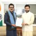 भारतीय विमानपत्तन प्राधिकरण (AAI) का आधिकारिक लोगो और भोपाल के राजा भोज व इंदौर के देवी अहिल्याबाई होल्कर अंतरराष्ट्रीय हवाई अड्डे का प्रतीकात्मक चित्र।